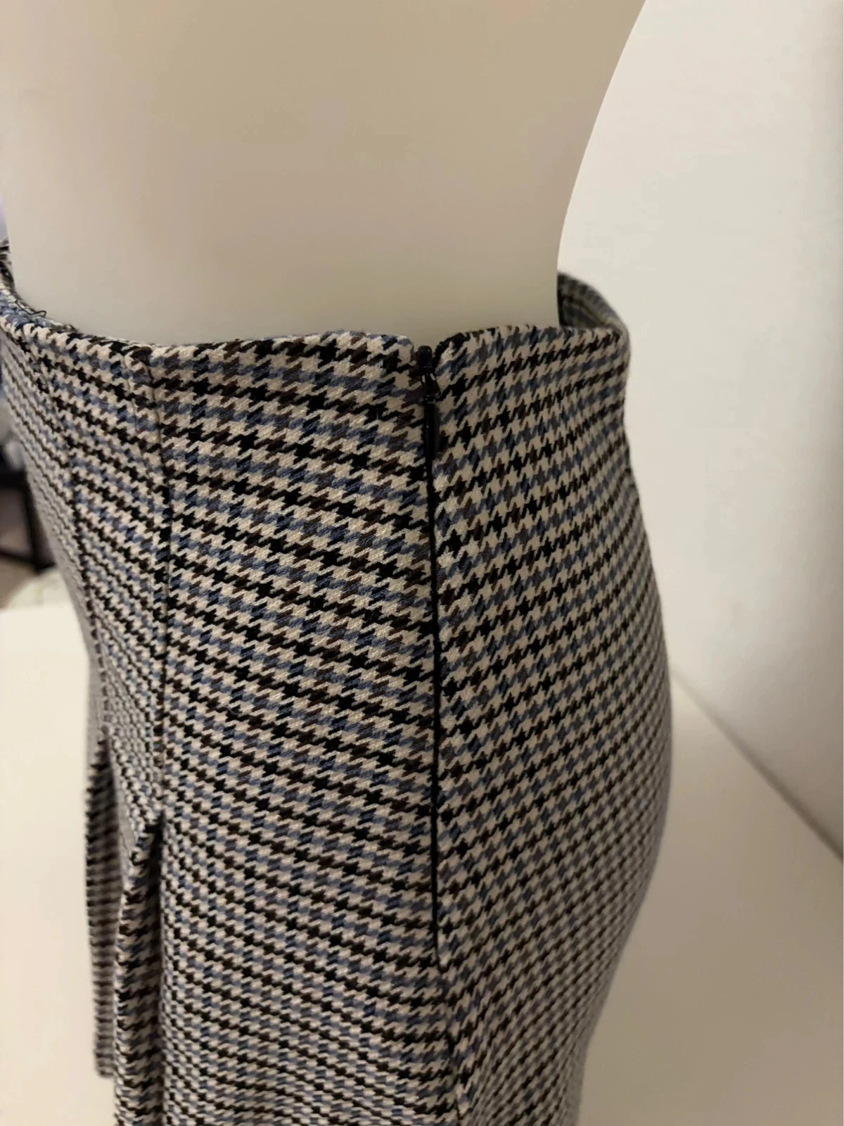 🌸 Falda corta Zara a cuadros azul, negro y crudo – Talla XS (34) – photo 6